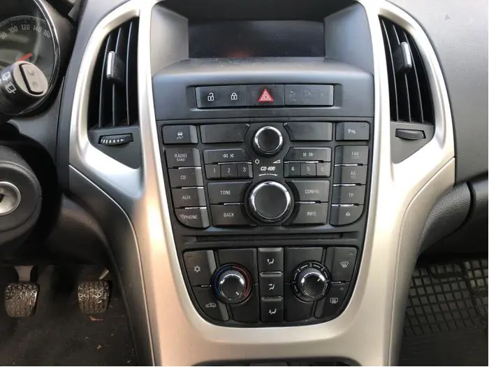 Controlador de pantalla multimedia Opel Astra