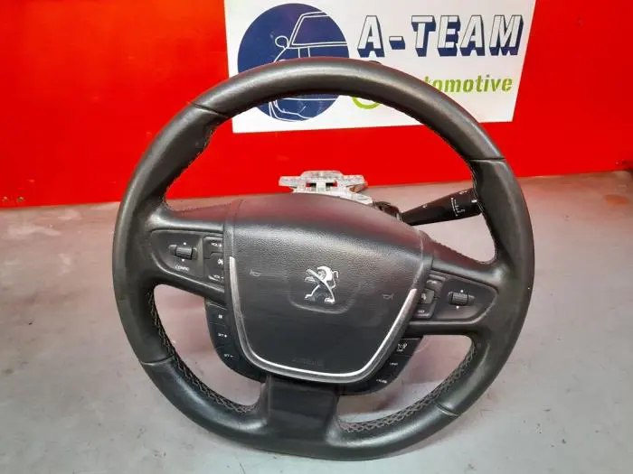 Volante Peugeot 508