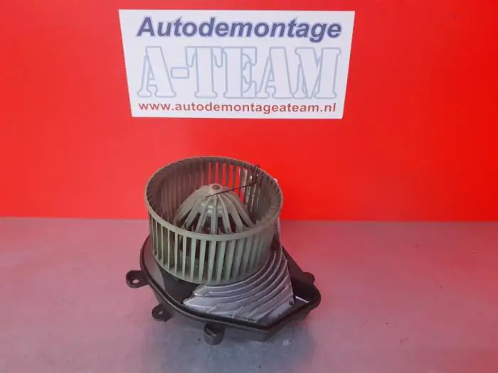 Motor de ventilador de calefactor Volkswagen Passat
