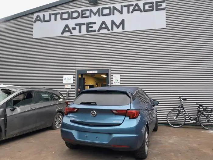 Mecanismo de cierre del portón trasero Opel Astra