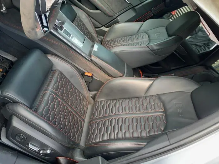 Cinturón de seguridad derecha delante Audi RS6