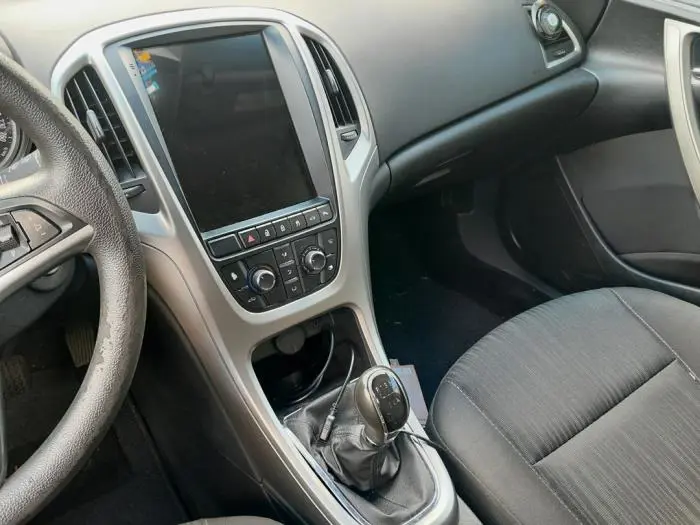 Sistema de navegación Opel Astra