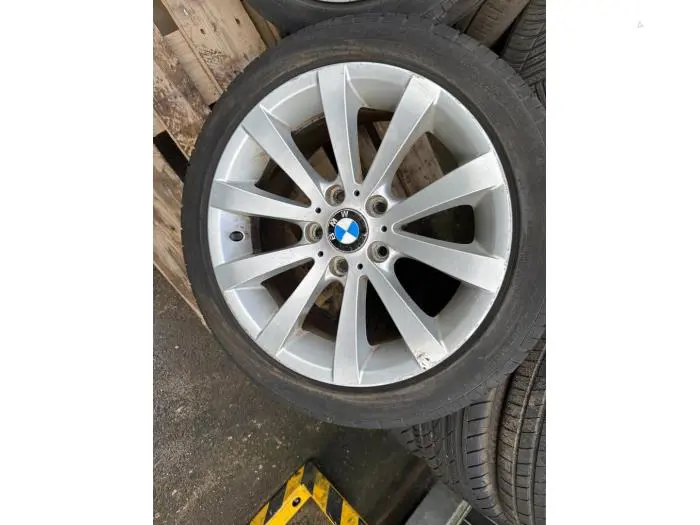 Juego de llantas y neumáticos BMW 3-Serie