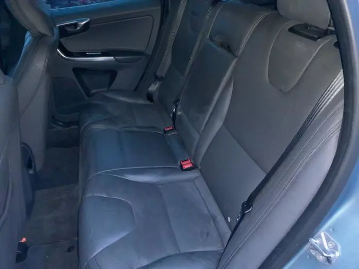 Tapizado de puerta de 4 puertas derecha detrás Volvo XC60