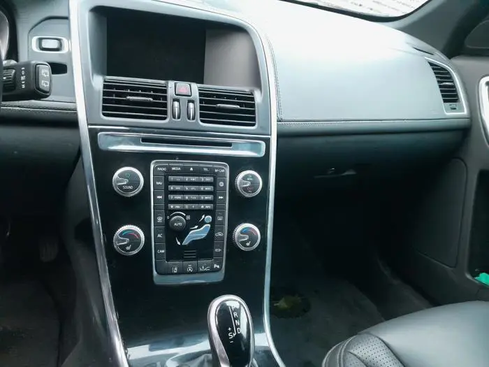 Controlador de pantalla multimedia Volvo XC60