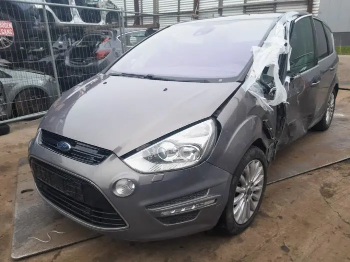 Remklauw (Tang) links-voor Ford S-Max