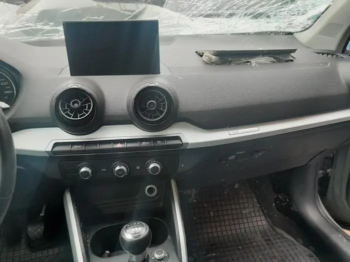 Panel de control de calefacción Audi Q2