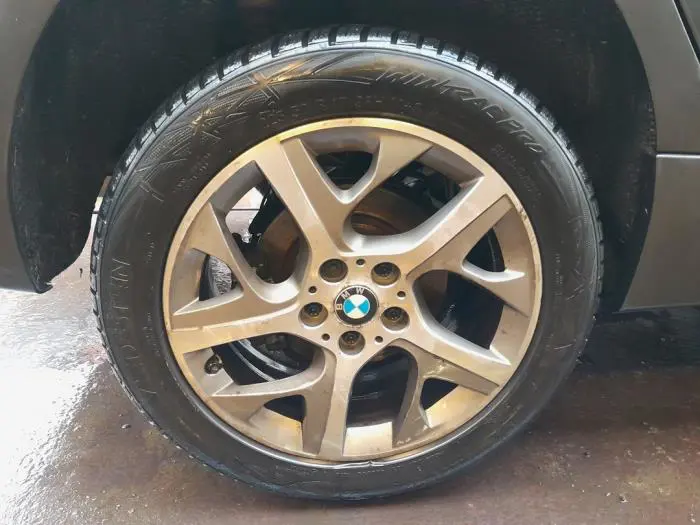Llanta y neumático de invierno BMW 2-Serie
