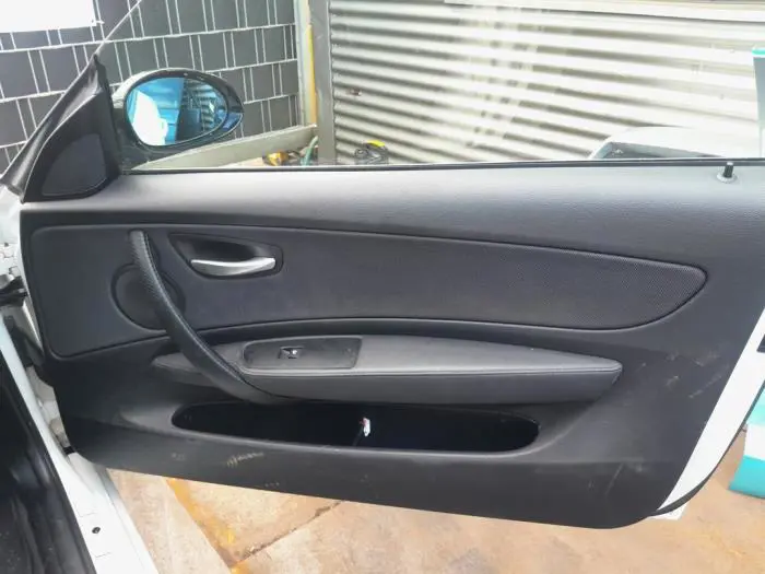Tapizado de puerta de 2 puertas derecha BMW 1-Serie