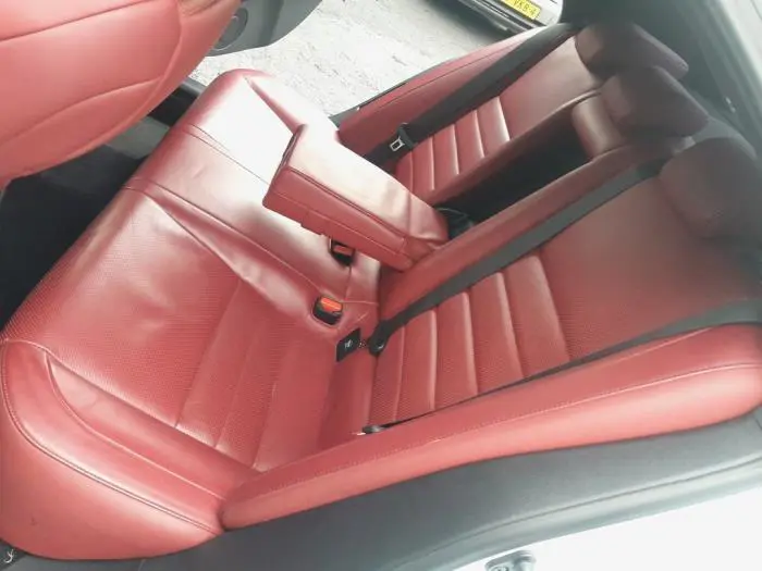 Cinturón de seguridad derecha detrás Lexus IS