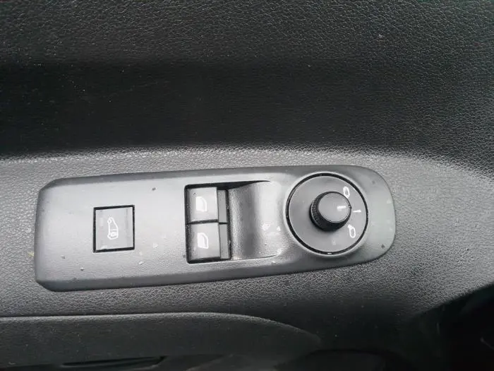 Interruptor de ventanilla eléctrica Peugeot Partner