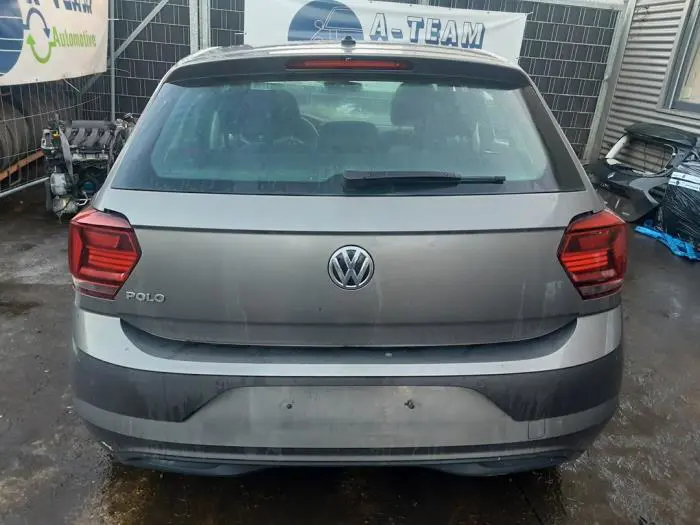 Portón trasero Volkswagen Polo