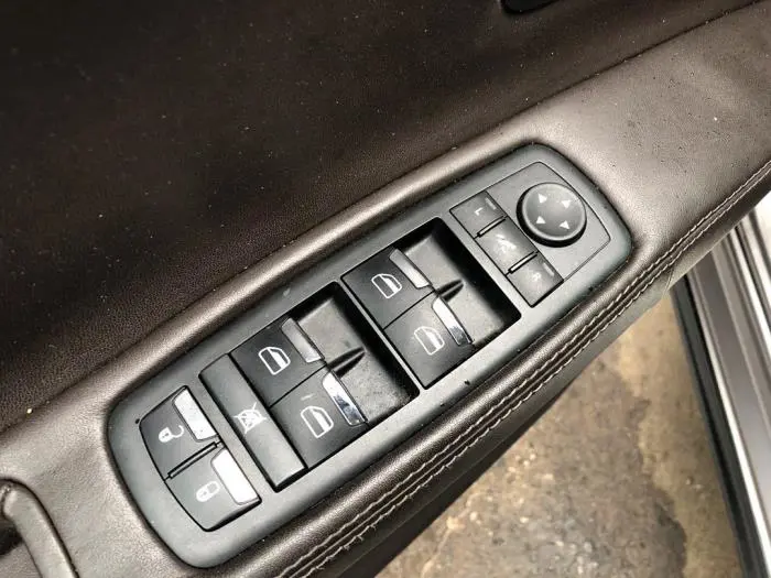 Interruptor de retrovisor Maserati Ghibli