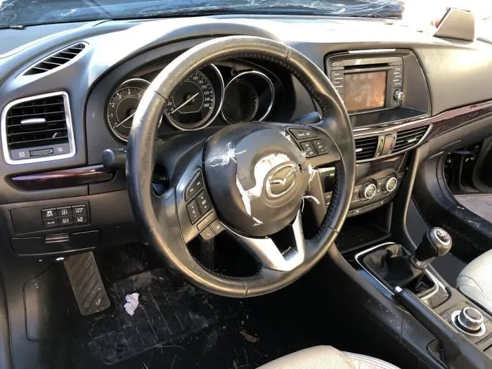 Panel de instrumentación Mazda 6.