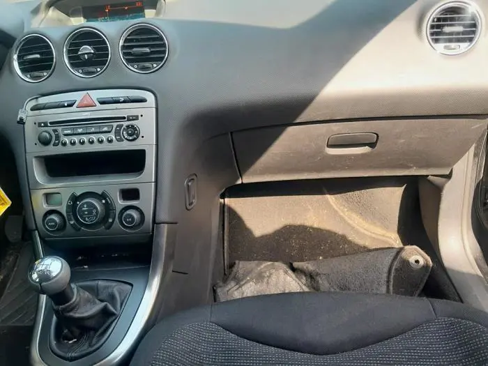 Pantalla interior Peugeot 308