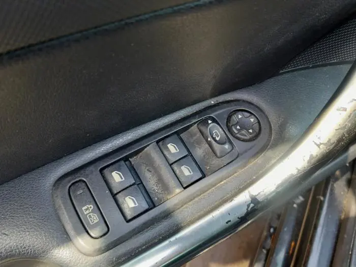 Interruptor de ventanilla eléctrica Peugeot 308