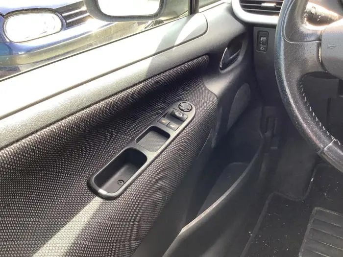 Interruptor de ventanilla eléctrica Peugeot 207