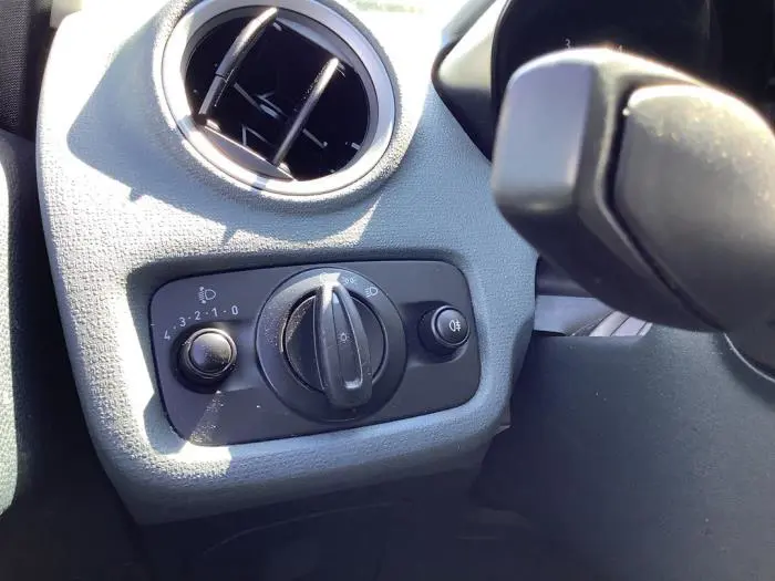 Interruptor de luz Ford Fiesta