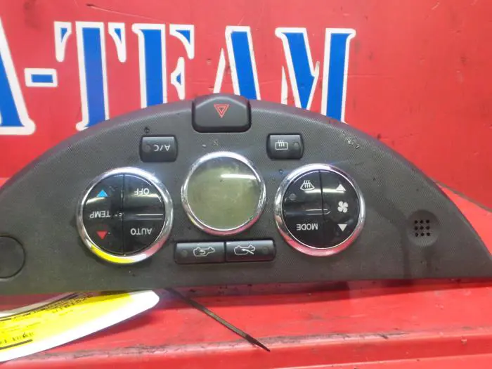 Panel de control de aire acondicionado Nissan Note