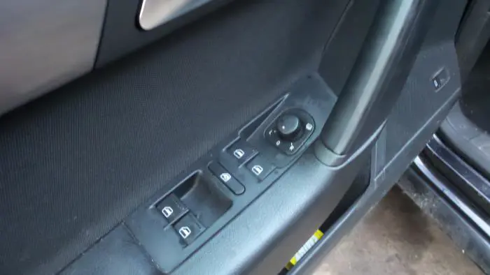 Interruptor de ventanilla eléctrica Volkswagen Passat